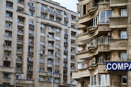 Piata_Victoriei.max-2048x1024